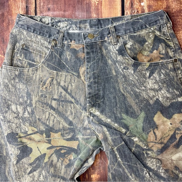 Vintage 90s men’s Camo denim Wrangler Pants 36x32 - Picture 2 of 10